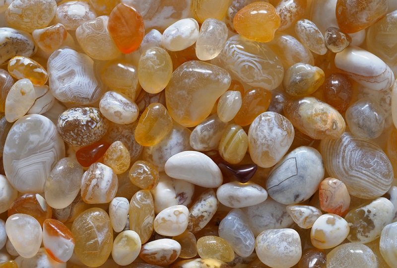 how to look for agates