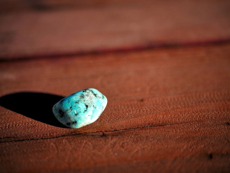 turquoise stone found in mojave desert