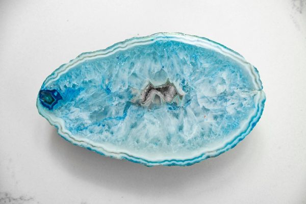 are-there-fake-geodes-how-to-spot-man-made-geodes-rock-seeker