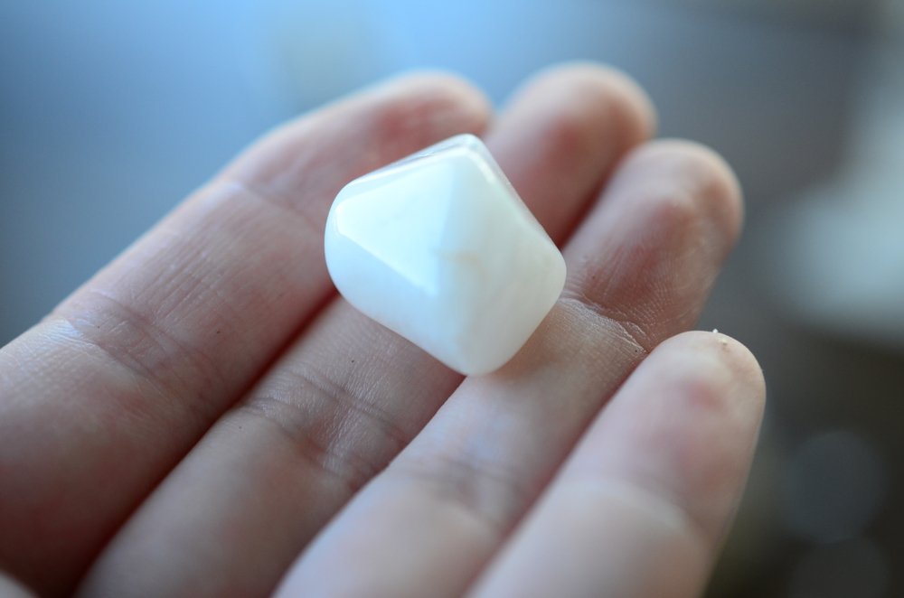 river tumbled white quartz found in maryland