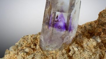 phantom quartz crystal