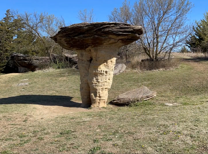 mushroom rock state park kansas