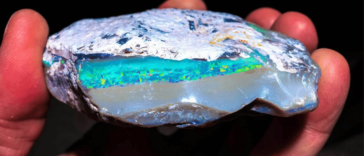 lightning ridge seam opal